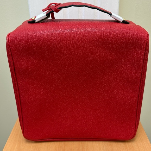 New Estée Lauder Cosmetic Makeup Bag!!🔥🔥🔥 - Picture 6 of 16